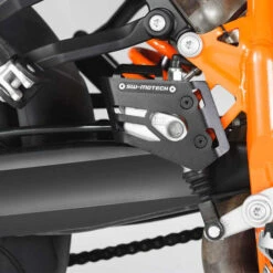 Protector Bomba Freno KTM 990 SMR 07- /Adventure 06- SWMotech