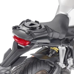 Givi Fijacion Asiento Bolsa Sobredeposito